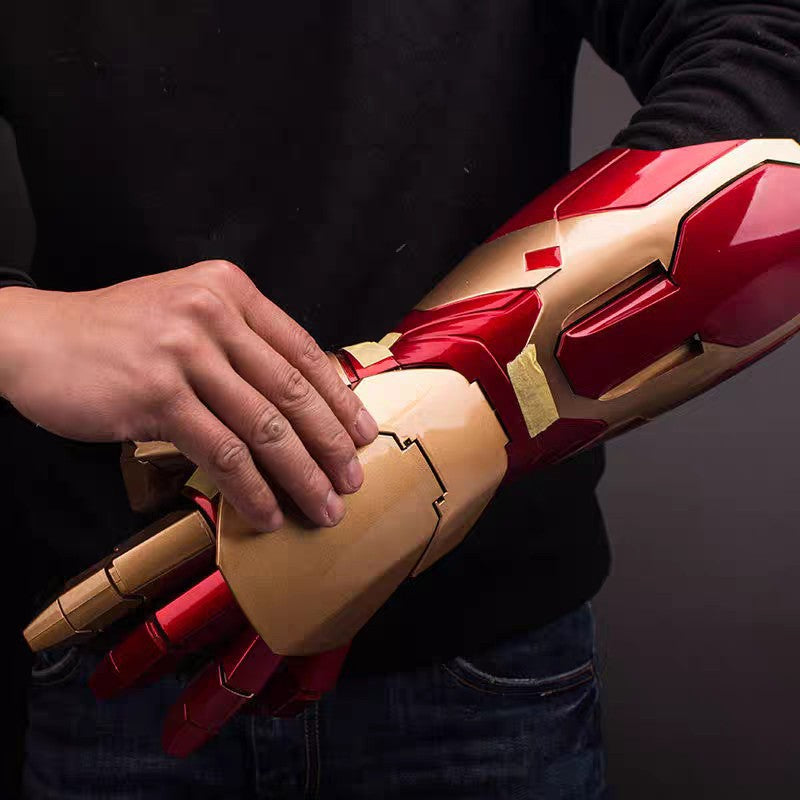 MK42 Iron Man Arm 1:1 Gauntlet – LED & Green Laser, Voice Control